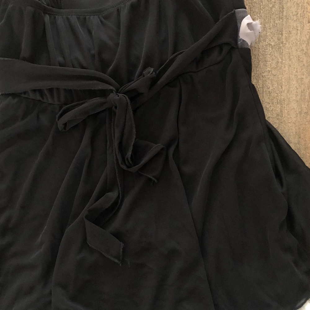 Sleeveless Layers Dress -H1 - Picture 8 of 8